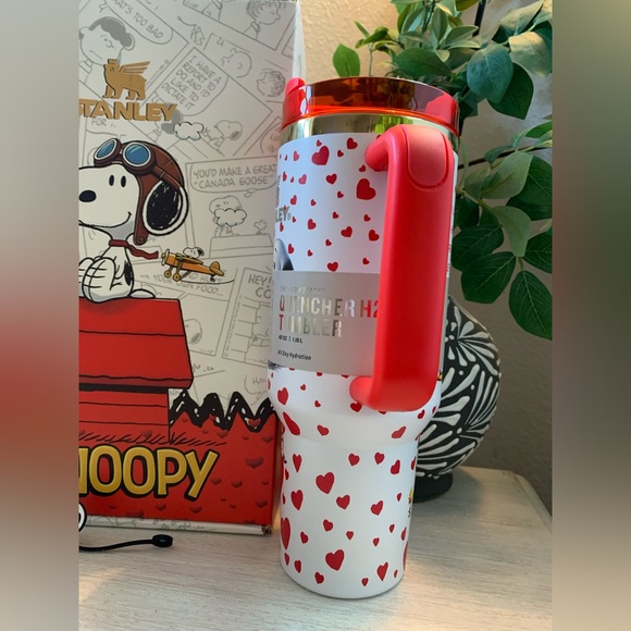 Snoopy 40oz Stanley tumbler - Picture 3 of 7